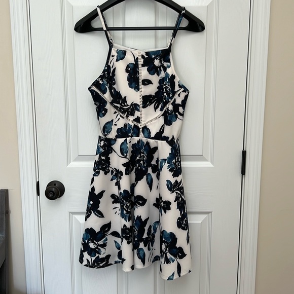 Altar'd State floral dress navy white medium womens - Picture 1 of 3
